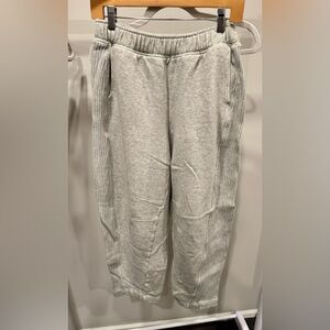 Aerie Light Gray Barrel Sweatpants